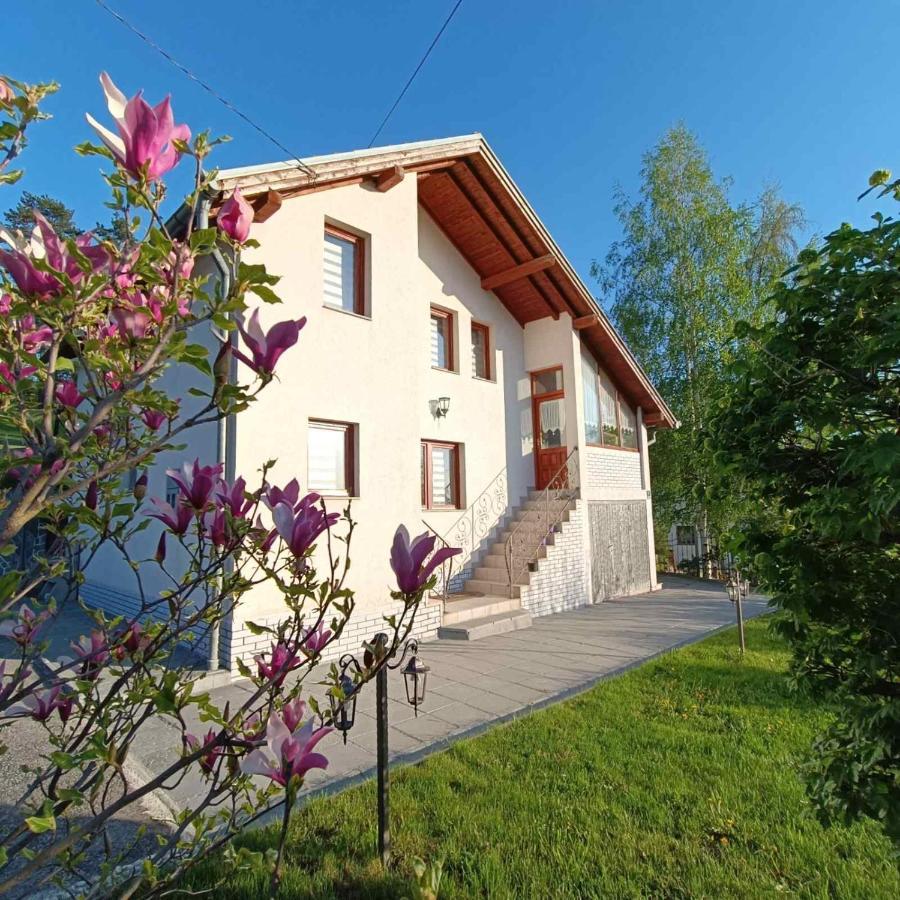 Holiday Home Green Sarajevo Luaran gambar