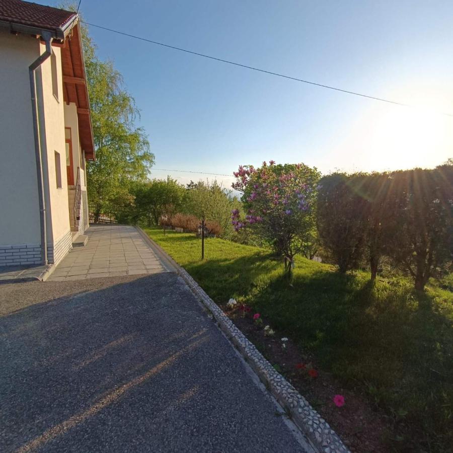 Holiday Home Green Sarajevo Luaran gambar