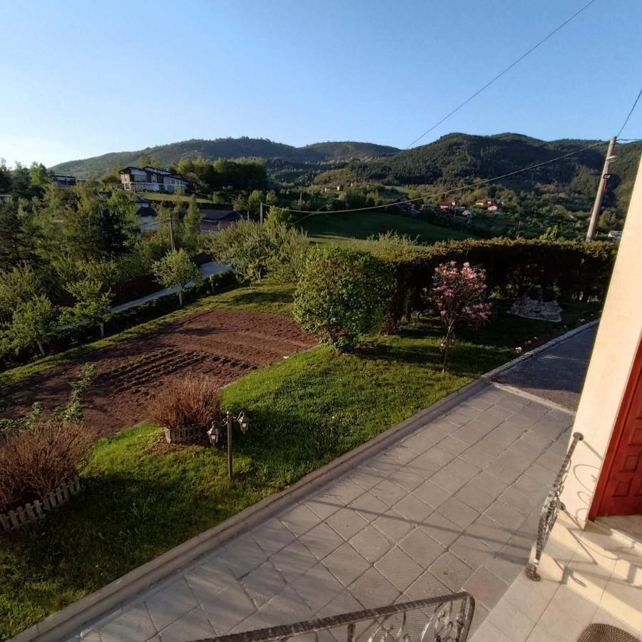 Holiday Home Green Sarajevo Luaran gambar